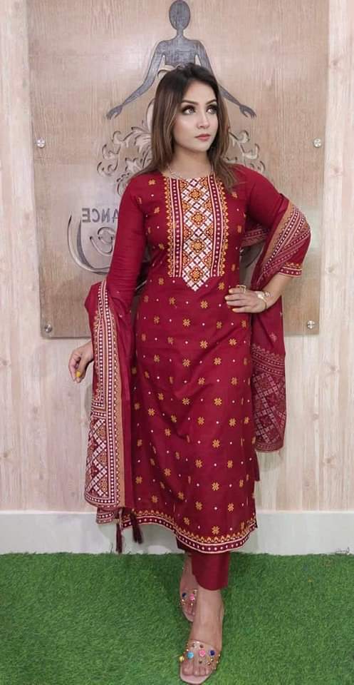 আনস্টিজ স্ক্রিন প্রিন্ট থ্রি-পিস