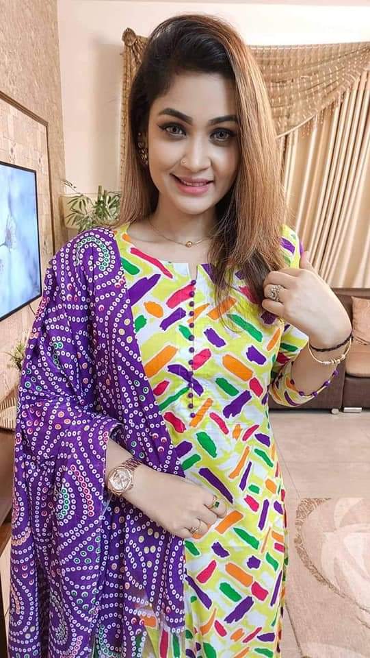 আনস্টিজ স্ক্রিন প্রিন্ট থ্রি-পিস