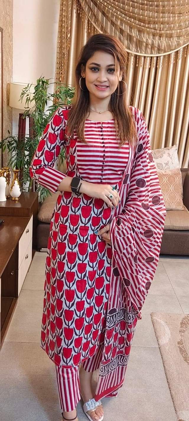 আনস্টিজ স্ক্রিন প্রিন্ট থ্রি-পিস