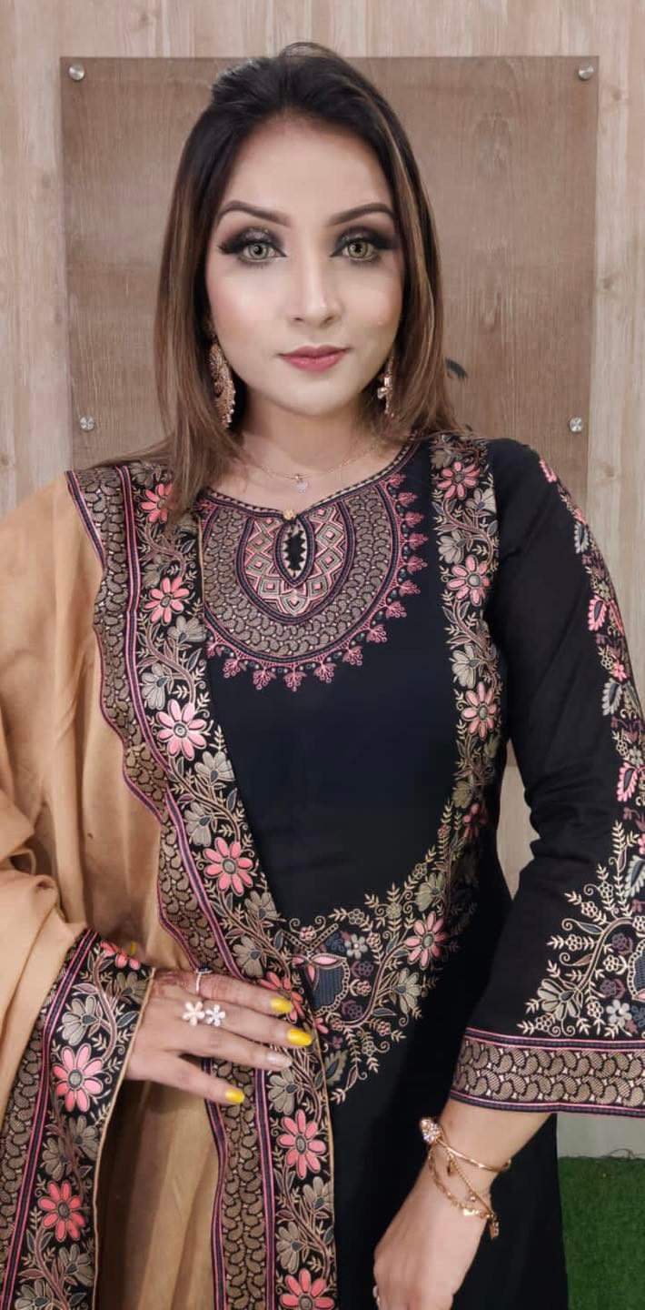 আনস্টিজ স্ক্রিন প্রিন্ট থ্রি-পিস