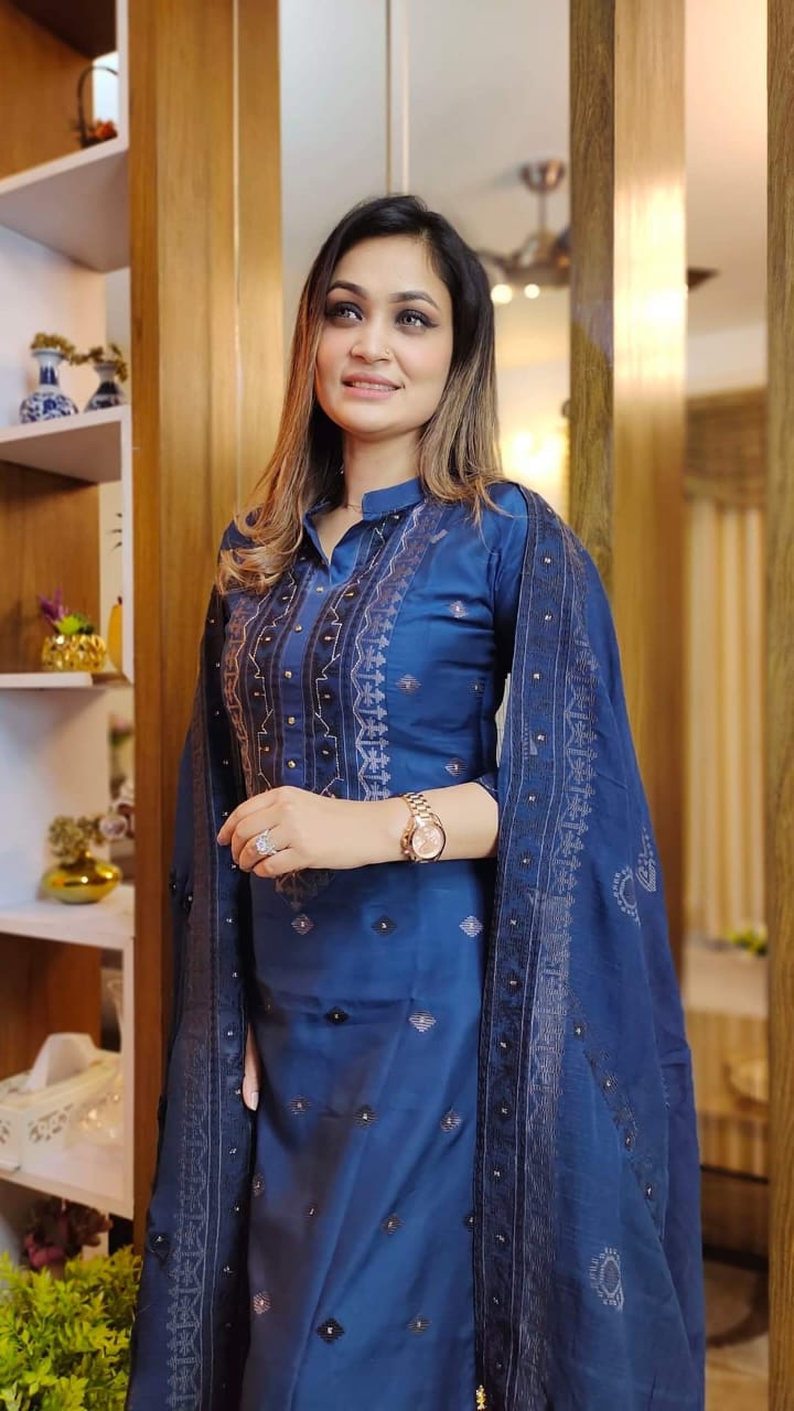 ব্লক প্রিন্ট থ্রি পিস