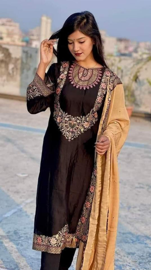 ব্লক প্রিন্ট থ্রি পিস