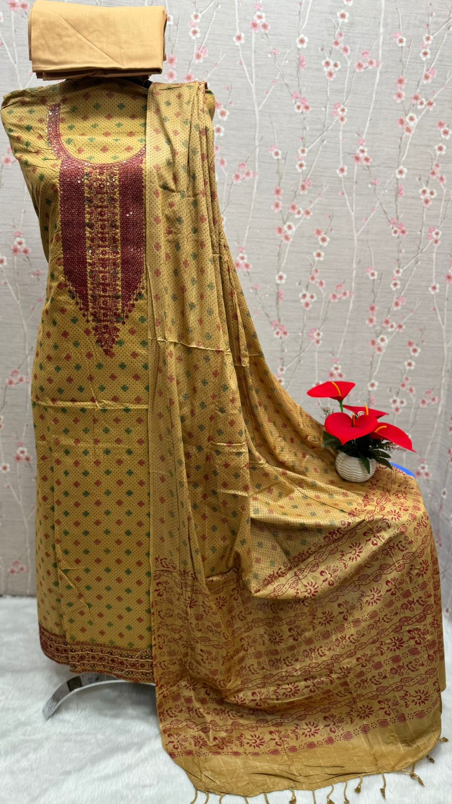 আড়ং এমব্রয়ডারি বুটিকস থ্রি পিস