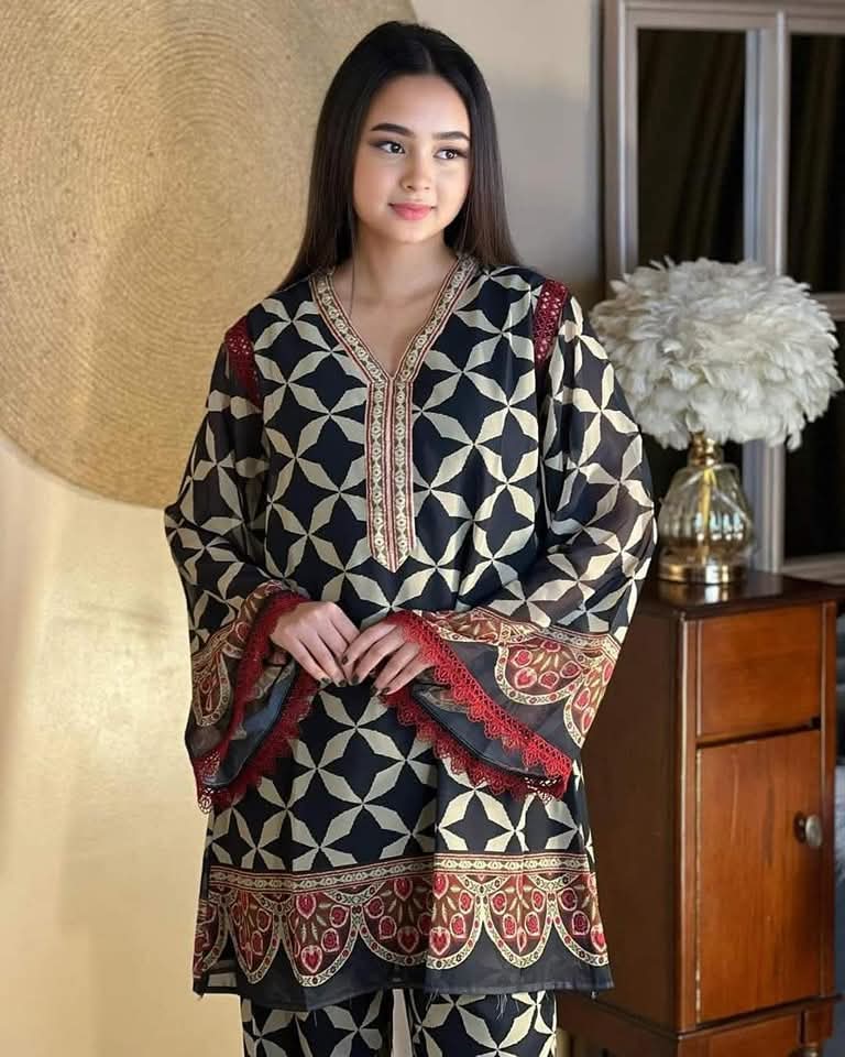 Diamond Georgette Three Piece