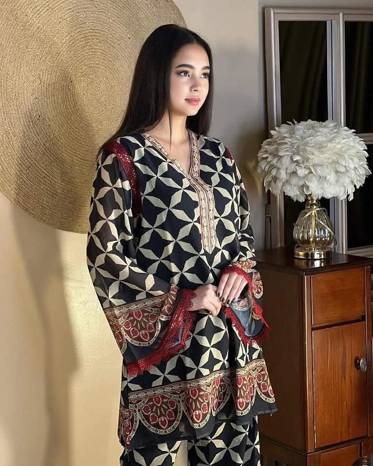 Diamond Georgette Three Piece