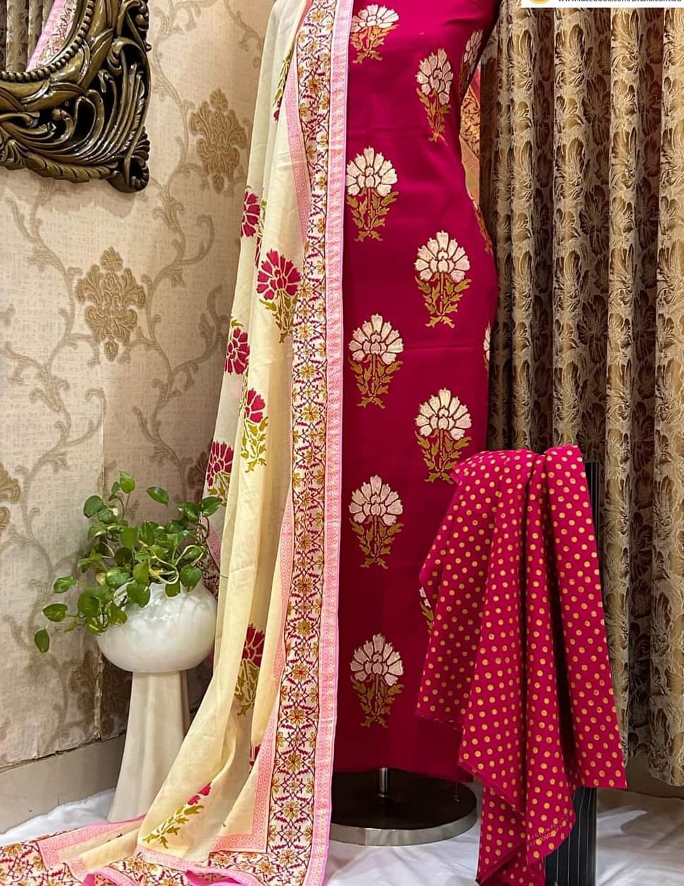 আনস্টিচ থ্রি পিস