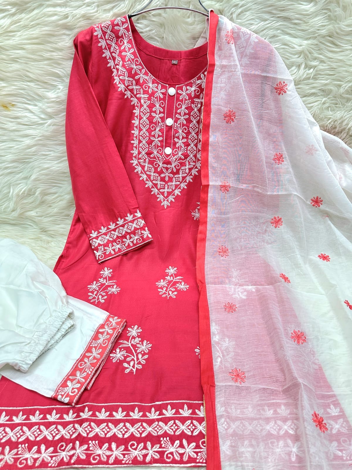 Chicken Kari Neckless Three Piece