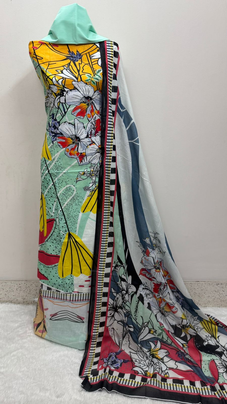 ডিজিটাল প্রিন্ট কটন থ্রি পিস