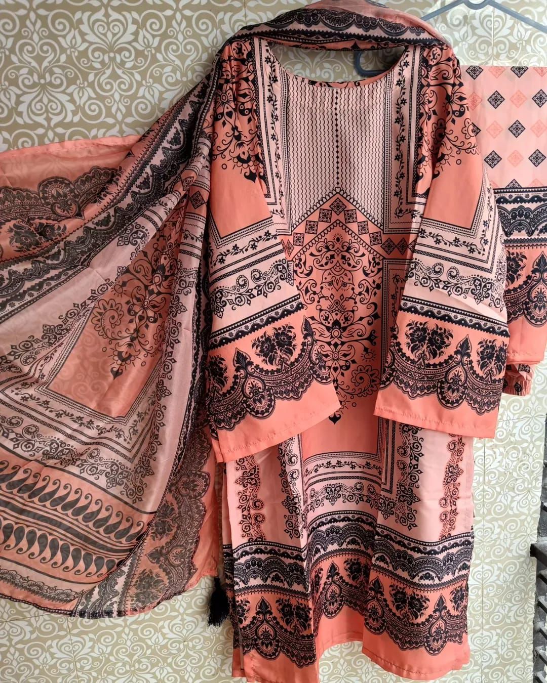 রেডিমেড পিওর দুবাই সিল্ক ডিজিটাল প্রিন্ট থ্রি পিস