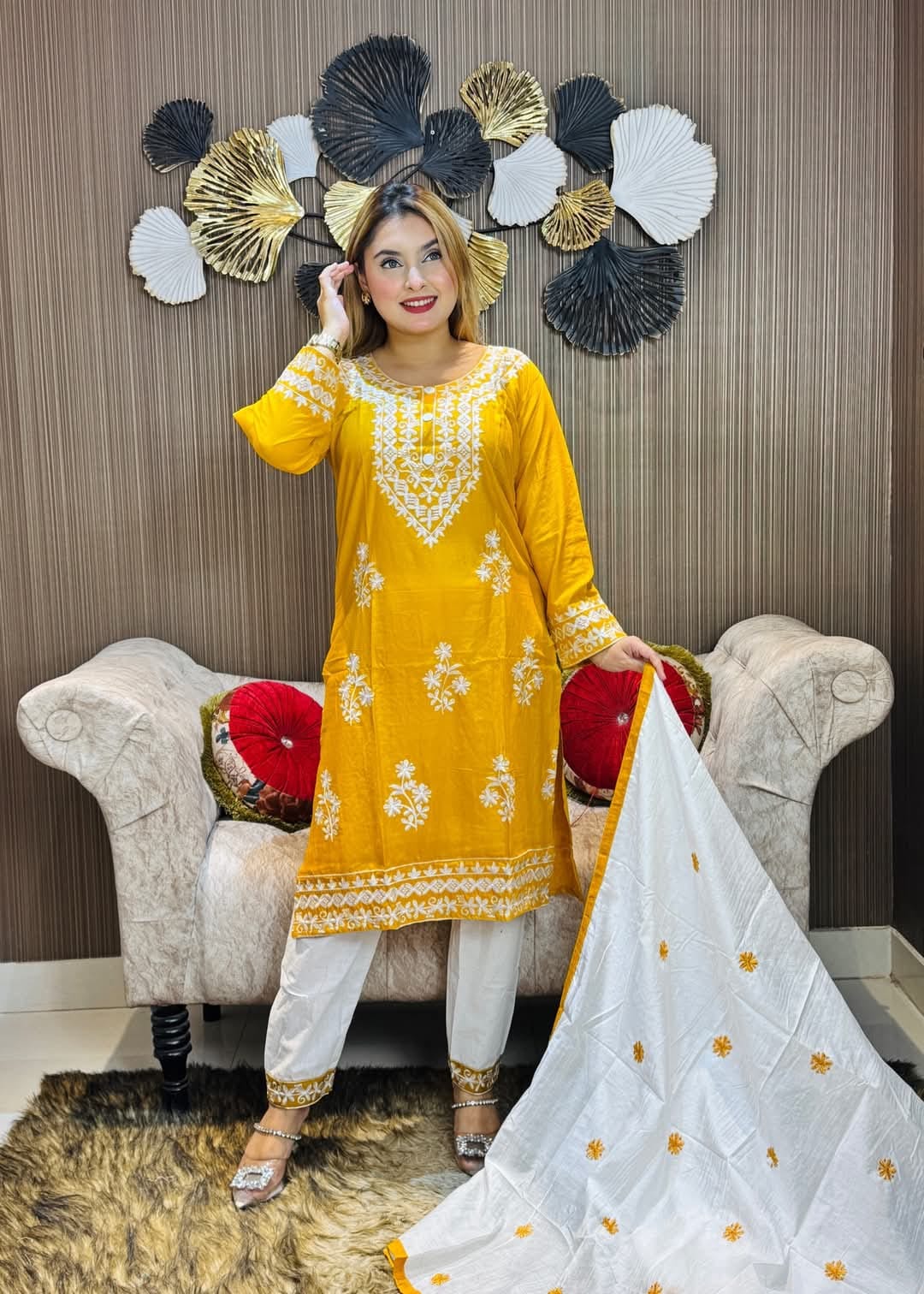 সুতির সূচিকর্ম থ্রি পিস