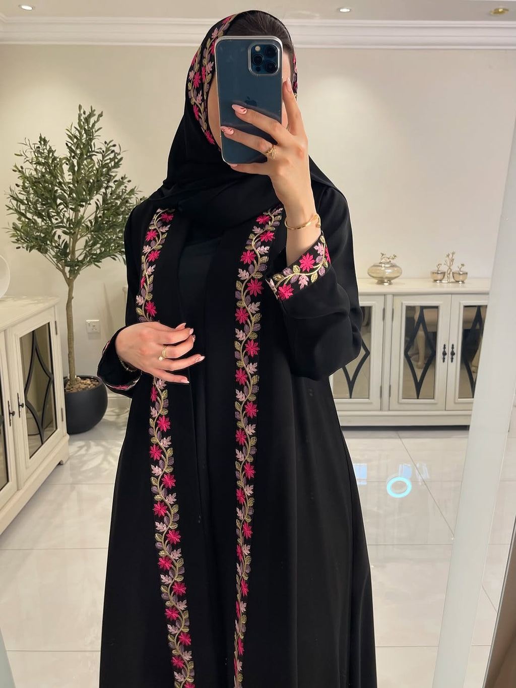 Dubai Stylish Abaya