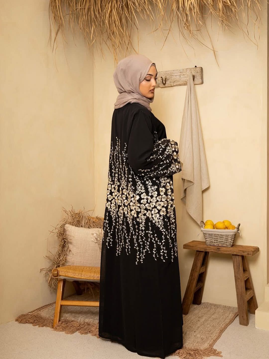 Abaya Zuhoor
